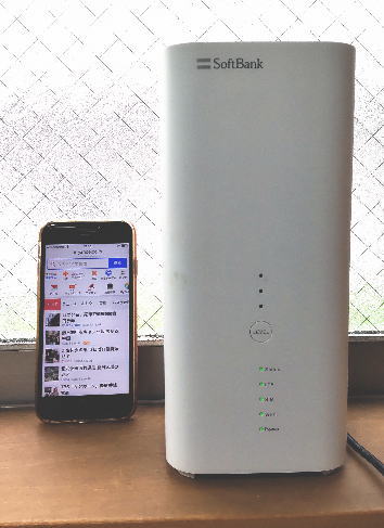 ソフトバンクエアーを窓際に