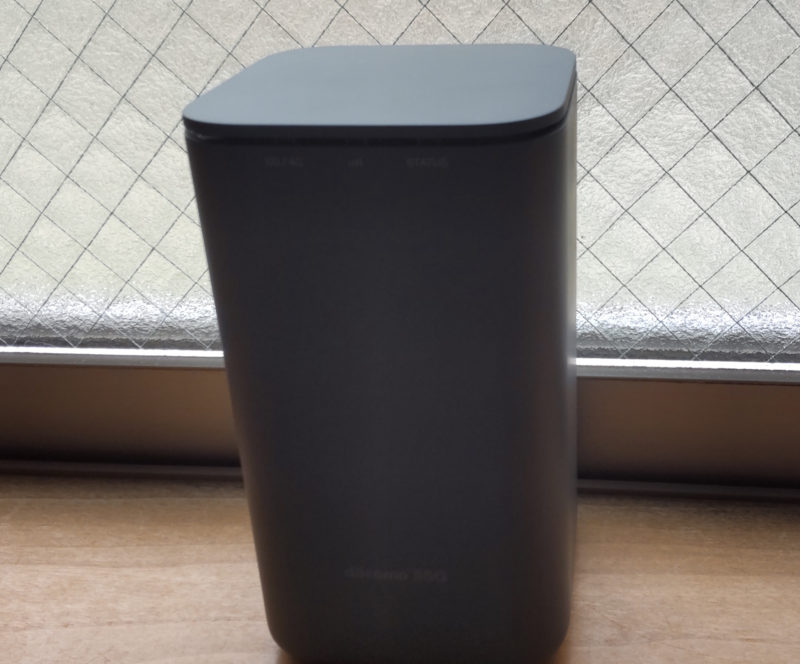 ドコモhome5G HR01 窓際